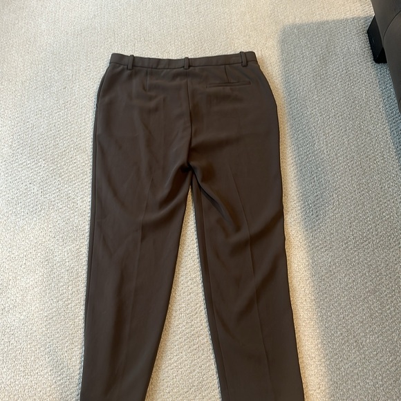 NWT size 8 Theory crepe pant - mink color - Picture 3 of 4